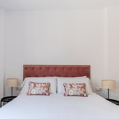 Olehousing - Cathedral Terrace Apartments เซบีญา ภายนอก รูปภาพ